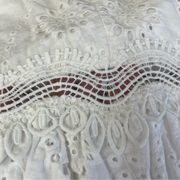 Willow & Clay women’s size large Pom Pom & Ruffles Low Back Tank Top feminine - Picture 6 of 10